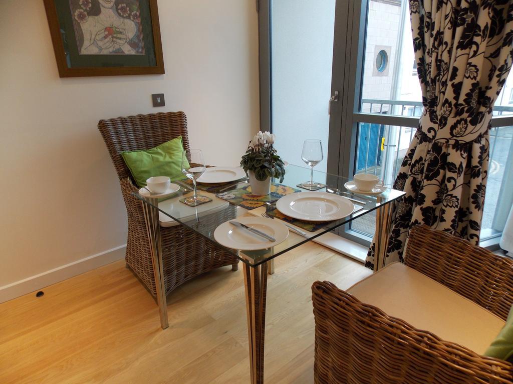 Violet Bank Apartment New Town EDI Room photo