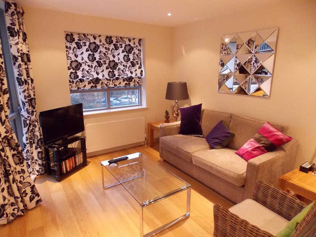 Violet Bank Apartment New Town EDI Room photo